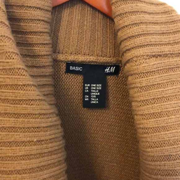 H&M Cowl Neck Sweater Poncho - Picture 2 of 5